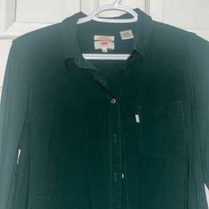 Emerald Green Size Medium Women’s Levi’s Button Down